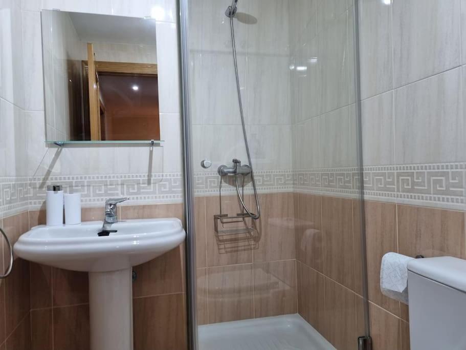 דירות ארנאס דה קבראלס 24A01 Apartamento Cabrales מראה חיצוני תמונה